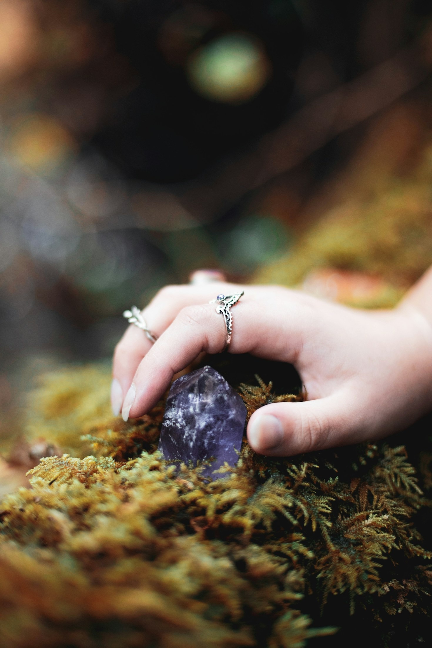 Kamienie zodiakalne: odkryj minerał przypisany Twojej dacie